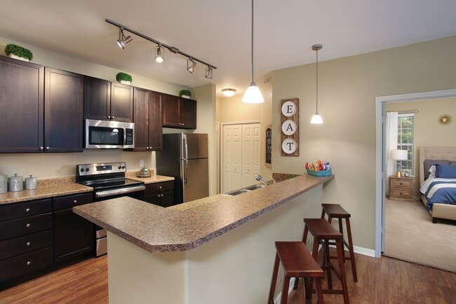 Lantower Cypress Creek in Lutz, FL - Building Photo - Building Photo
