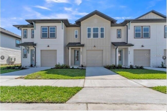 635 Longboat Dr in Davenport, FL - Foto de edificio - Building Photo