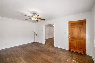 2149 Settle Cir SE in Atlanta, GA - Building Photo - Building Photo