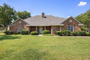 5406 Wedgefield Rd in Granbury, TX - Building Photo