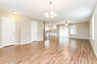 2732 Maegen Cir in Fort Worth, TX - Building Photo - Building Photo