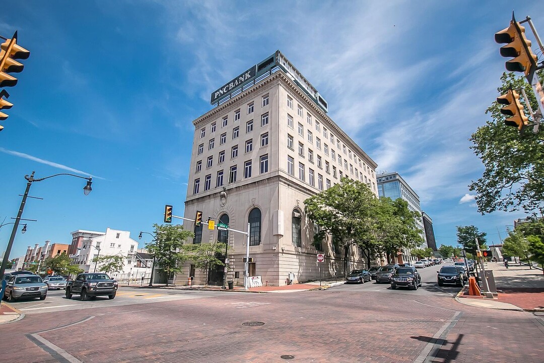 PNC Building in Norristown, PA - Building Photo