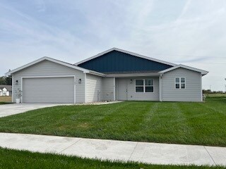 1109 S Valley View St in Valley, NE - Building Photo