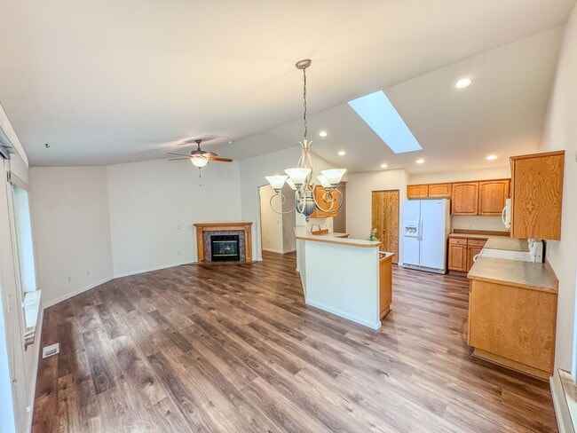 21715 65th Ave Ct E in Spanaway, WA - Building Photo - Building Photo