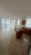 1745 E Hallandale Beach Blvd in Hallandale Beach, FL - Building Photo - Building Photo