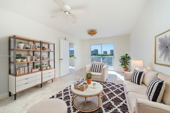 property at 280 SW 20th Rd