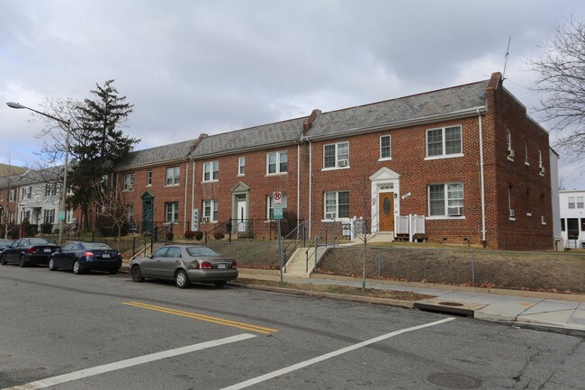 1842 C St SE in Washington, DC - Building Photo - Building Photo