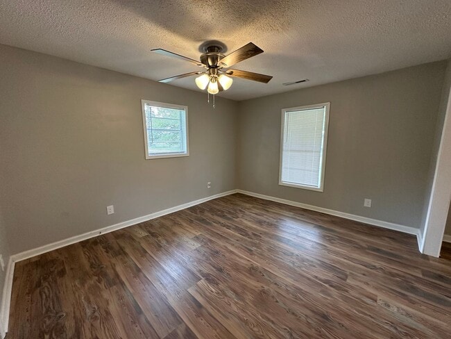 1216 Ferron Ave in Anniston, AL - Building Photo - Building Photo