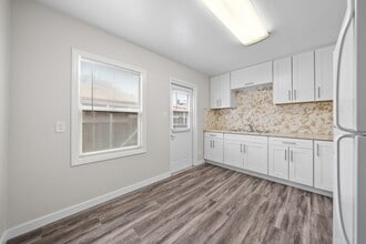 1918 Skyline Dr in Lemon Grove, CA - Building Photo - Building Photo