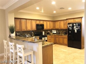 11520 Regal Rock Pl in Las Vegas, NV - Building Photo - Building Photo