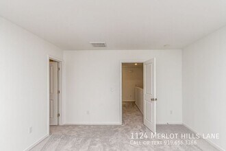 1124 Merlot Hills Ln. in Durham, NC - Building Photo - Building Photo