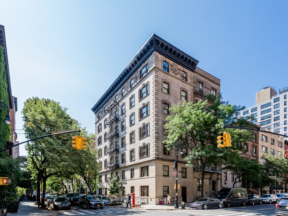 78 Irving Pl in New York, NY - Building Photo