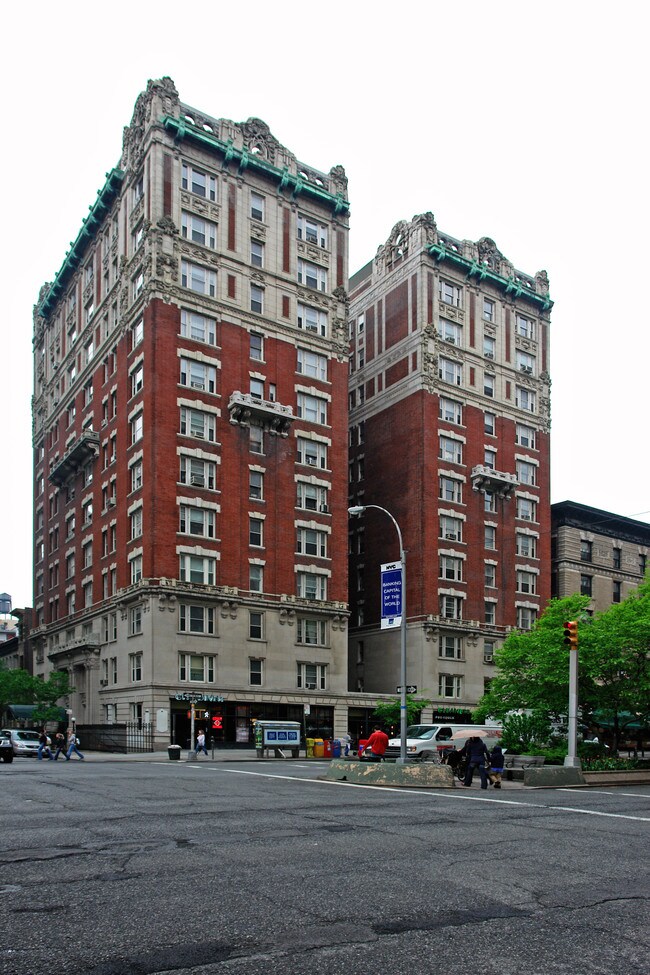 The Cornwall in New York, NY - Building Photo - Building Photo