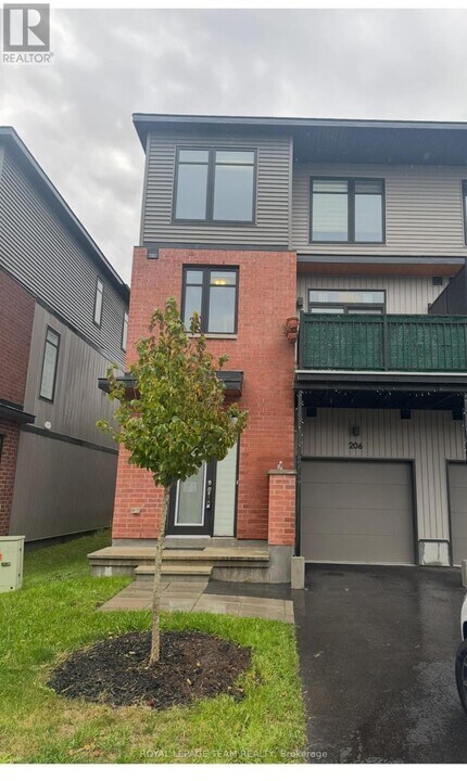 206 Tussock Private in Ottawa, ON - Building Photo