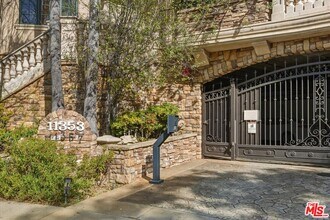 11357 Ovada Pl in Los Angeles, CA - Building Photo - Building Photo