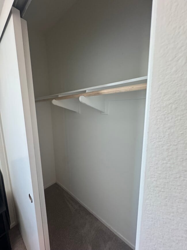 property at 5503 Sandcliff Ln