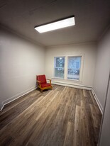 13 Church St, Unit Unit 2 in Rutland, VT - Building Photo