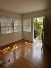 1532 S Beverly Dr, Unit 1532 in Los Angeles, CA - Building Photo - Building Photo