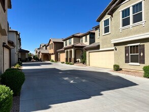 2880 E Binner Dr in Chandler, AZ - Building Photo - Building Photo