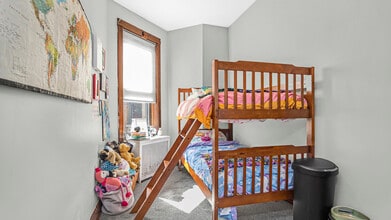 1931 N Hoyne Ave in Chicago, IL - Building Photo - Building Photo