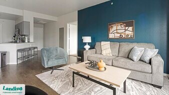 11139 Culebra Rd in San Antonio, TX - Building Photo