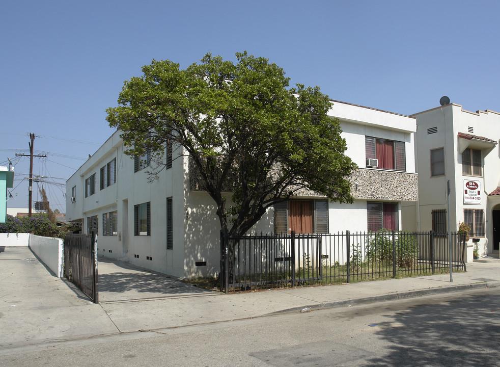 632 N St Andrews Pl in Los Angeles, CA - Building Photo