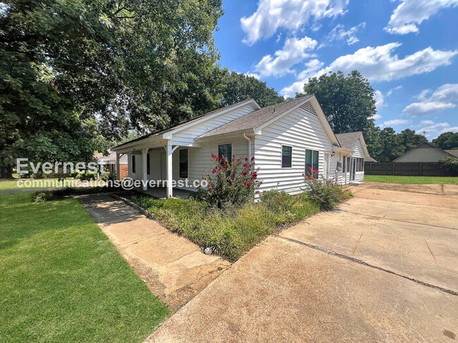 8840 Cypress Cove in Southaven, MS - Building Photo - Building Photo