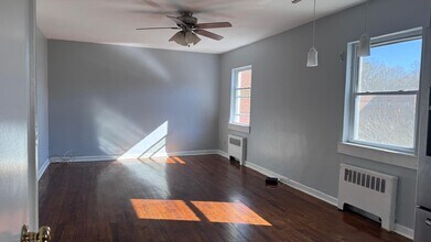 330 S Broadway, Unit B12 in Tarrytown, NY - Building Photo - Building Photo