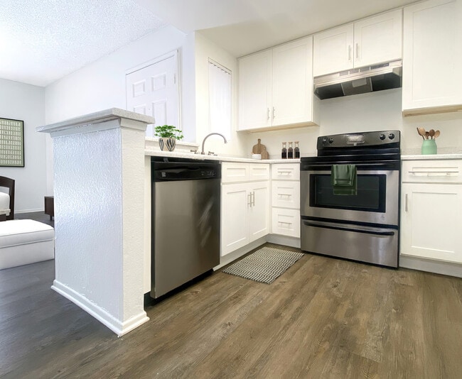 Highland Meadows in Moreno Valley, CA - Building Photo - Building Photo