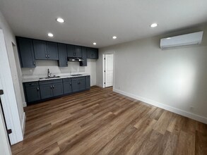 8654 Vicara Dr in Rancho Cucamonga, CA - Foto de edificio - Building Photo