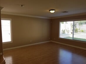 9740 Powell Plateau Ct in Las Vegas, NV - Building Photo - Building Photo