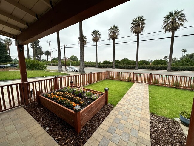 903 W Olive Ave in Redlands, CA - Building Photo - Building Photo