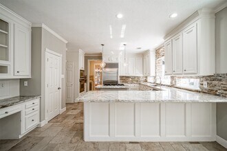 24819 Northampton Forest Dr in Spring, TX - Foto de edificio - Building Photo