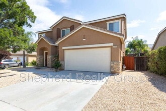 2002 Clemens Pl in San Jacinto, CA - Building Photo - Building Photo
