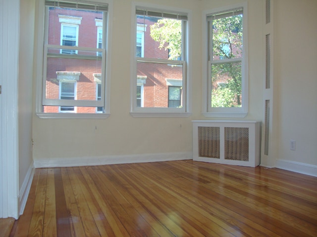 34 Grove St, Unit 6 in Boston, MA - Foto de edificio - Building Photo