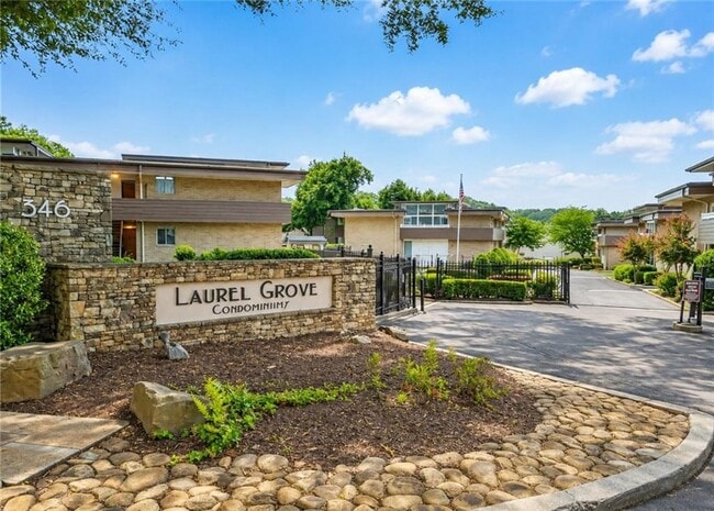 property at 346 Carpenter Dr NE