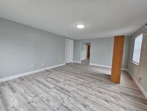 82 N Conch Ave, Unit Up in Marathon, FL - Foto de edificio - Building Photo