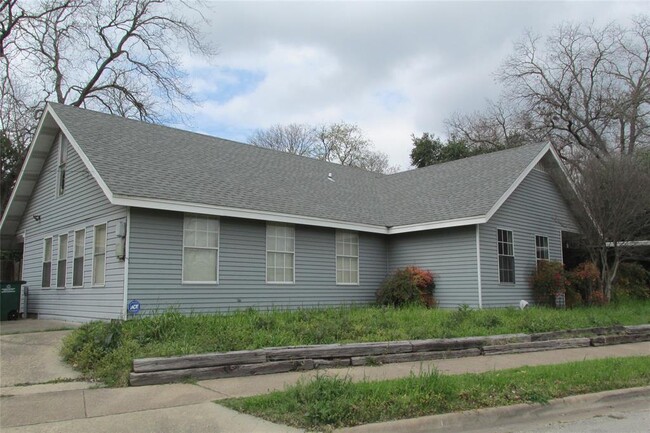 property at 1500 Cullen Ave