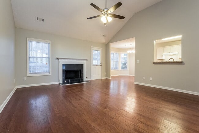 865 Chatham Park Dr SW in Lawrenceville, GA - Building Photo - Building Photo