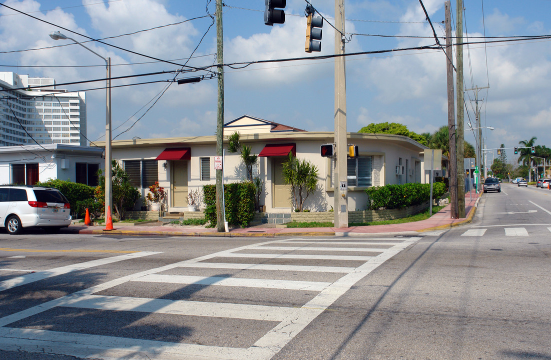 700 77th St in Miami Beach, FL - Foto de edificio