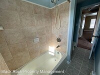 416 Reilly Ave photo'