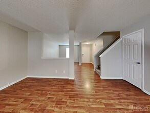 6572 W Jefferson Ct in McCordsville, IN - Building Photo - Building Photo