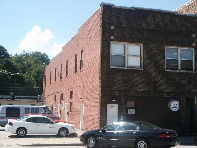 1024 15th Ave in East Moline, IL - Building Photo