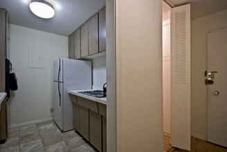 1450 Commonwealth Ave, Unit 417 in Boston, MA - Building Photo - Building Photo