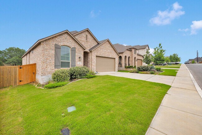 1618 Pitcher Bnd in San Antonio, TX - Building Photo - Building Photo