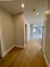 51 Fairbanks St, Unit 3 in Boston, MA - Building Photo - Building Photo