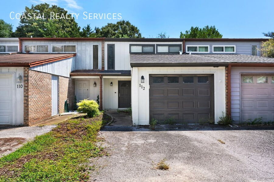 112 Opp Blvd NE in Fort Walton Beach, FL - Foto de edificio
