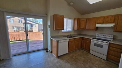 7238 Banberry Dr in Colorado Springs, CO - Building Photo - Building Photo