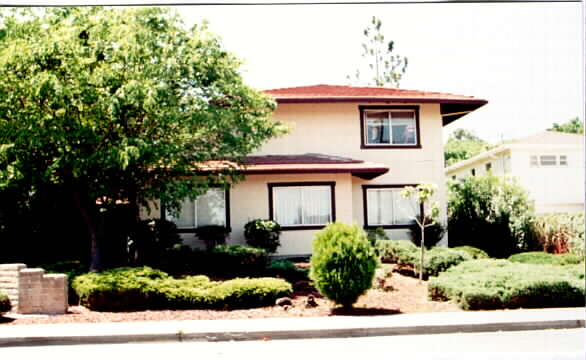 2345 Buena Vista Ave in Walnut Creek, CA - Building Photo - Building Photo