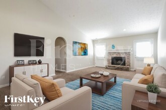 6647 Colleens Way in Indianapolis, IN - Building Photo - Building Photo